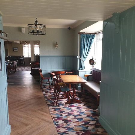 The Ivanhoe Hotel Scarborough Scalby  Exterior photo